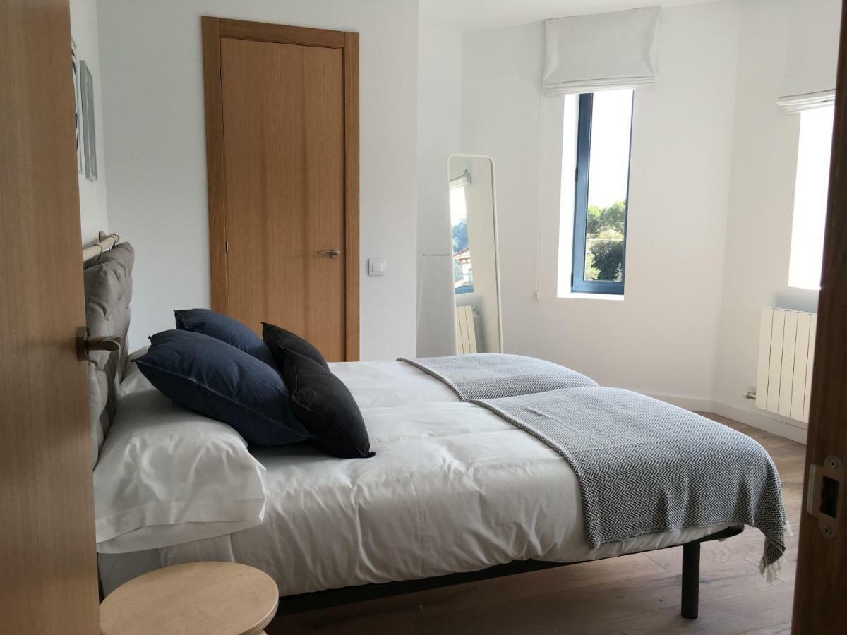 Torre De La Ferreria Appartement Tona Buitenkant foto