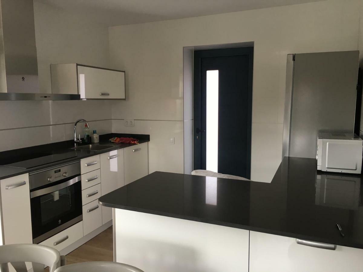 Torre De La Ferreria Appartement Tona Buitenkant foto